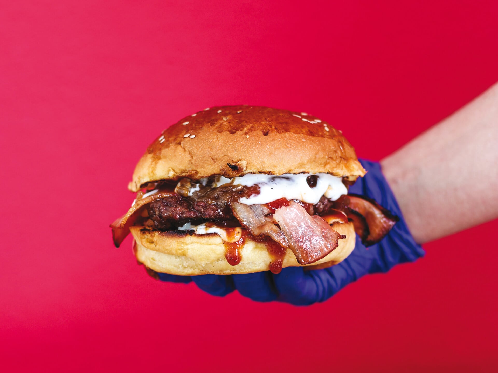 Sam Burgers Original γεύσεις του Mέμφις σε έναν χώρο που νιώθεις δικό σου LiFO